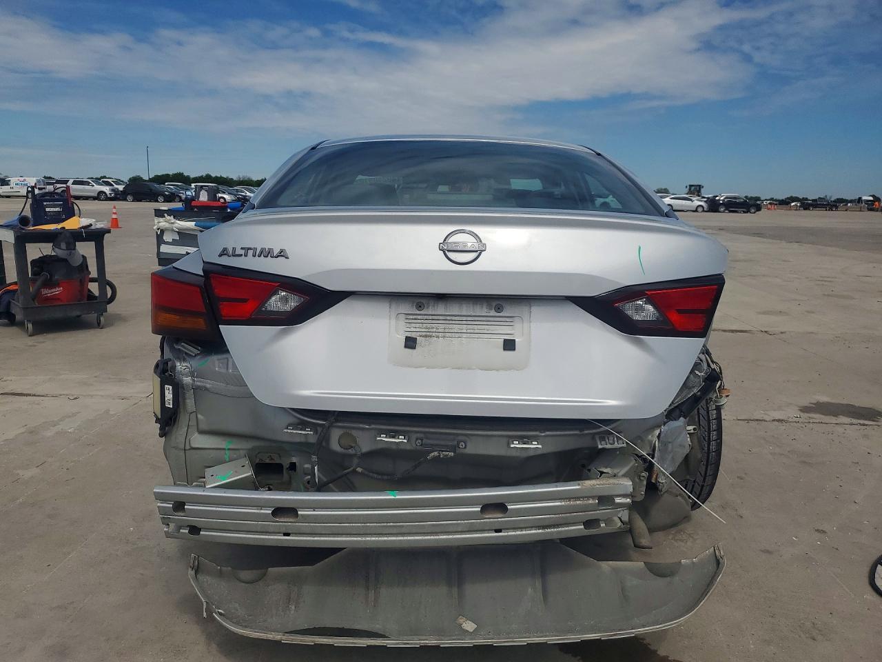 2023 NISSAN ALTIMA