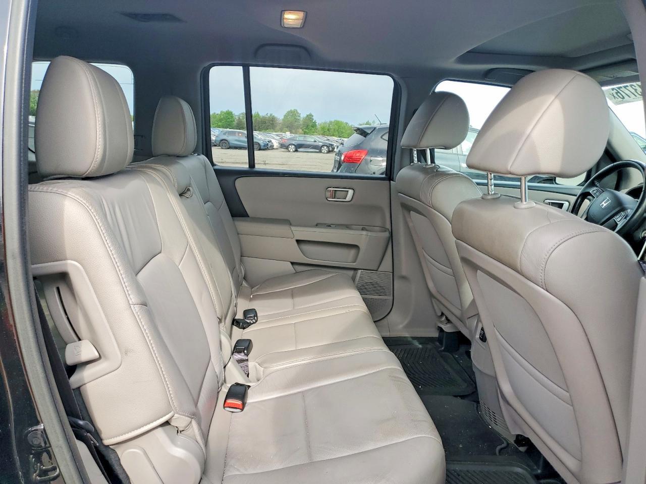 2015 HONDA PILOT