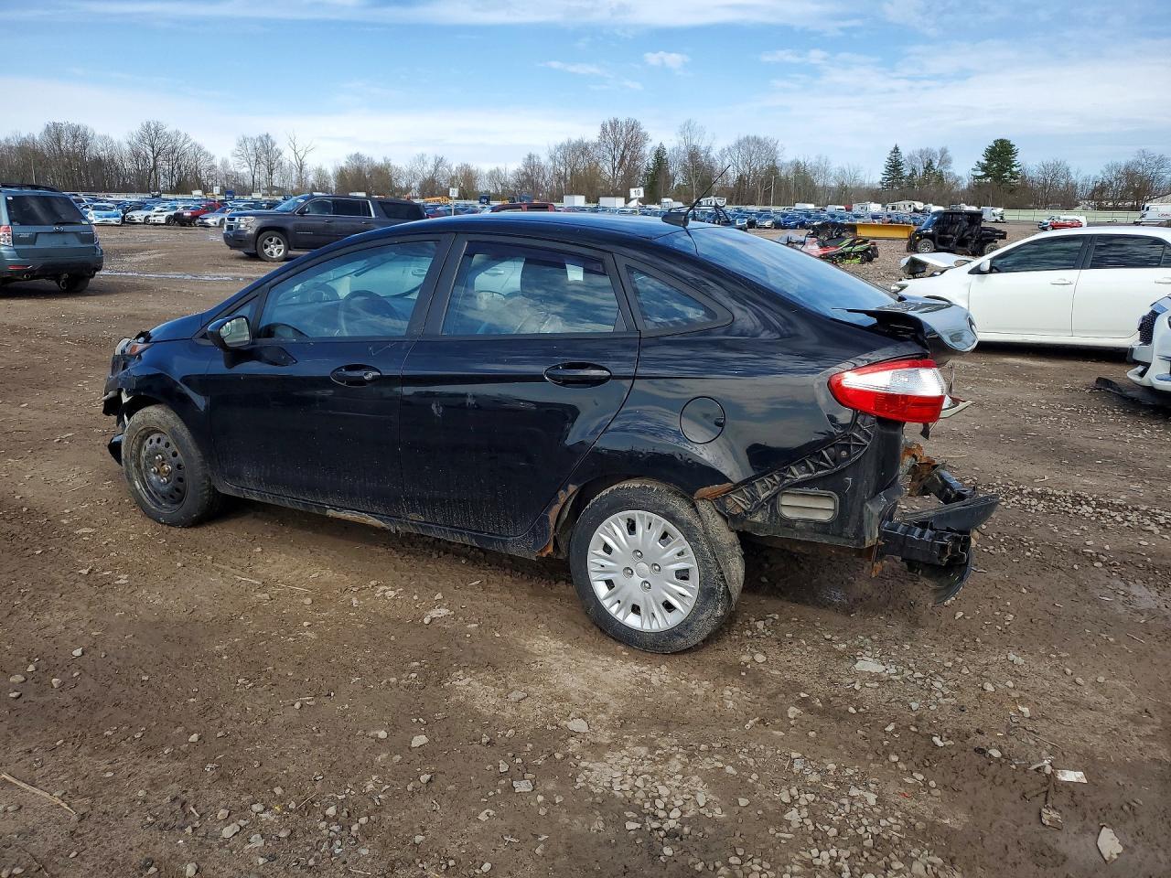 2016 FORD Fiesta