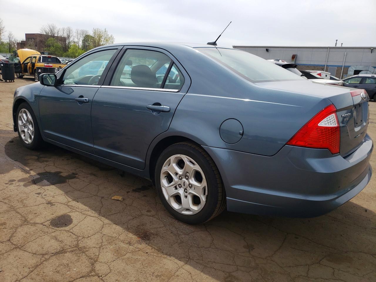 2011 FORD FUSION