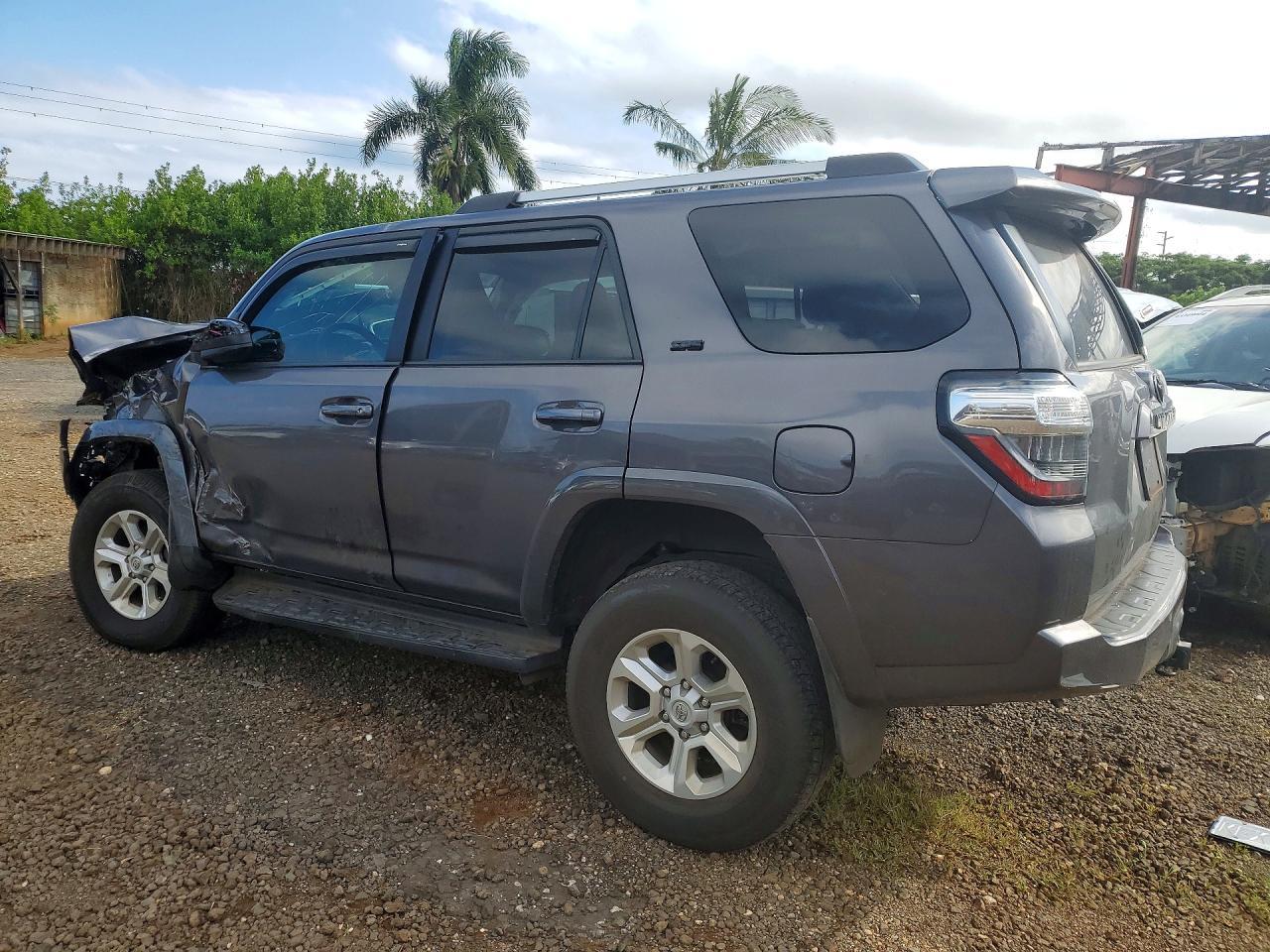 2022 TOYOTA 4Runner