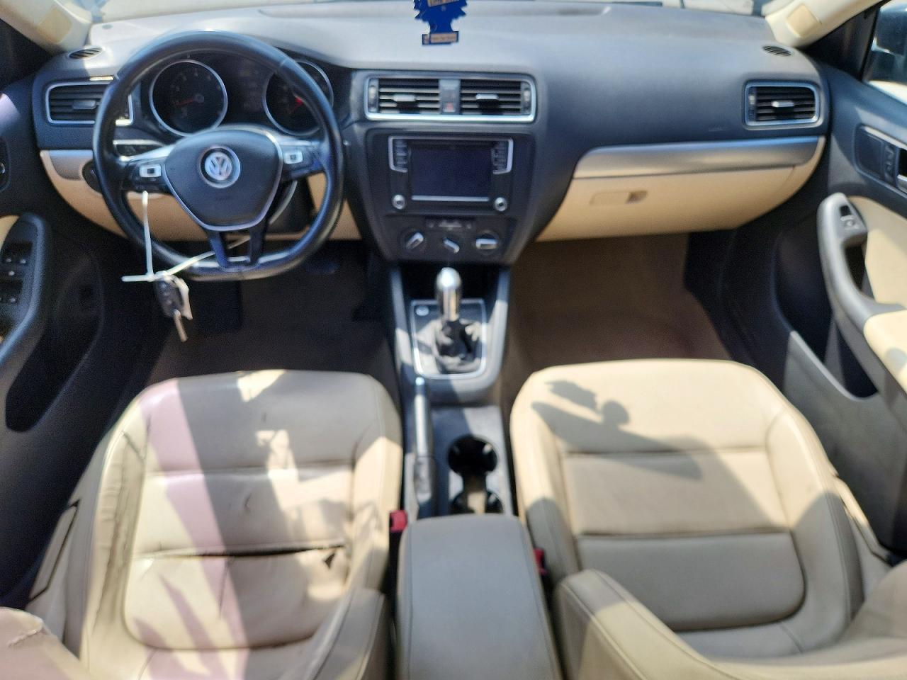 2016 VOLKSWAGEN JETTA