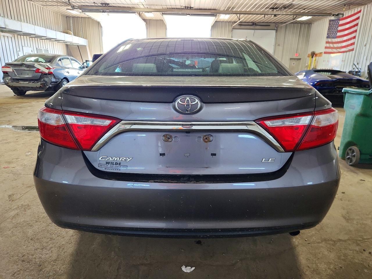2015 TOYOTA CAMRY