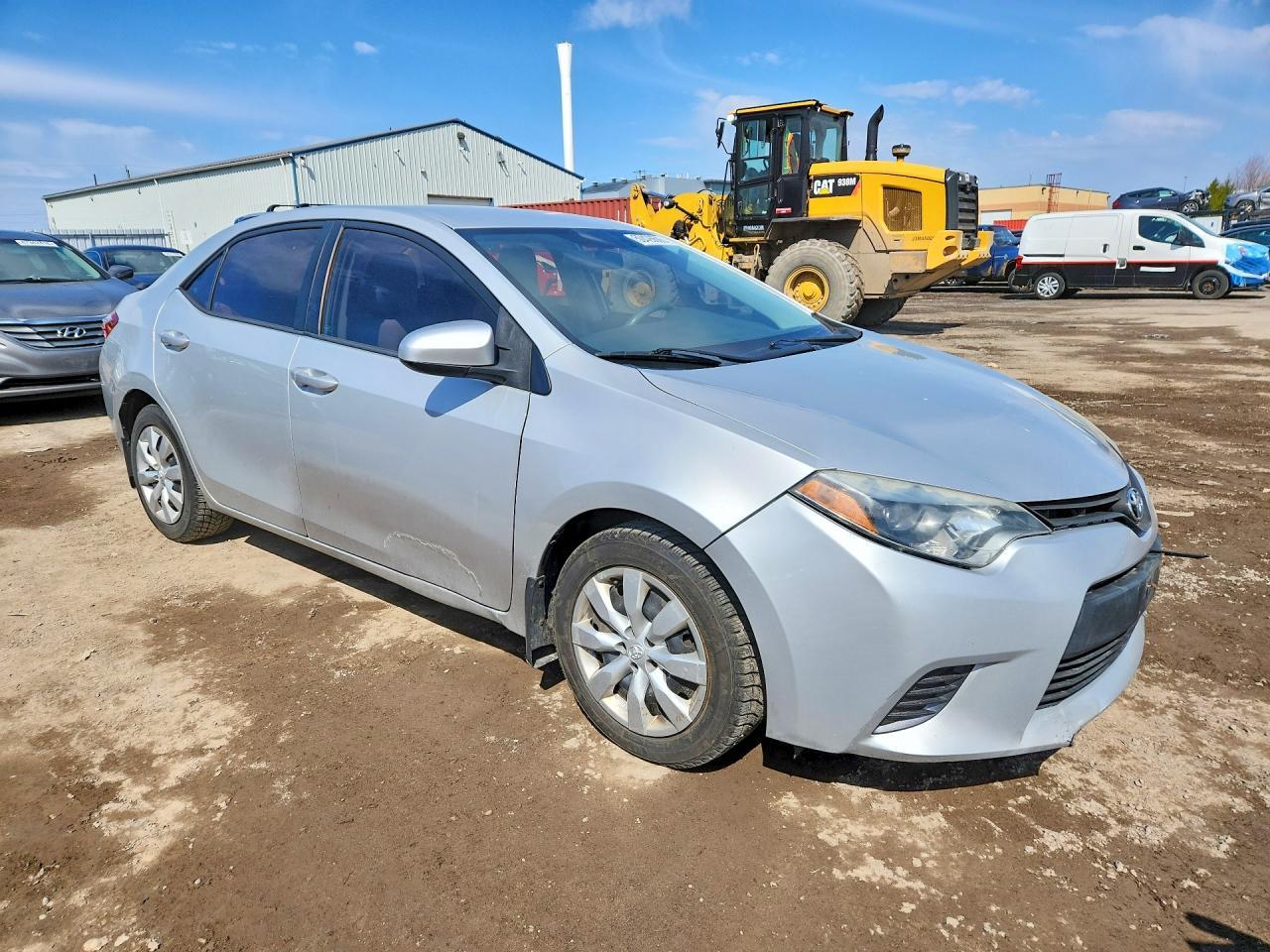 2015 TOYOTA COROLLA