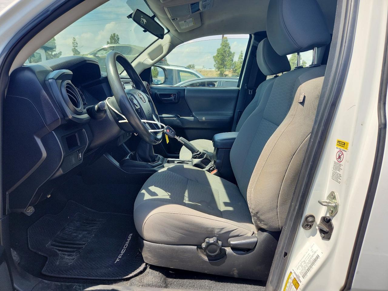 2016 TOYOTA TACOMA