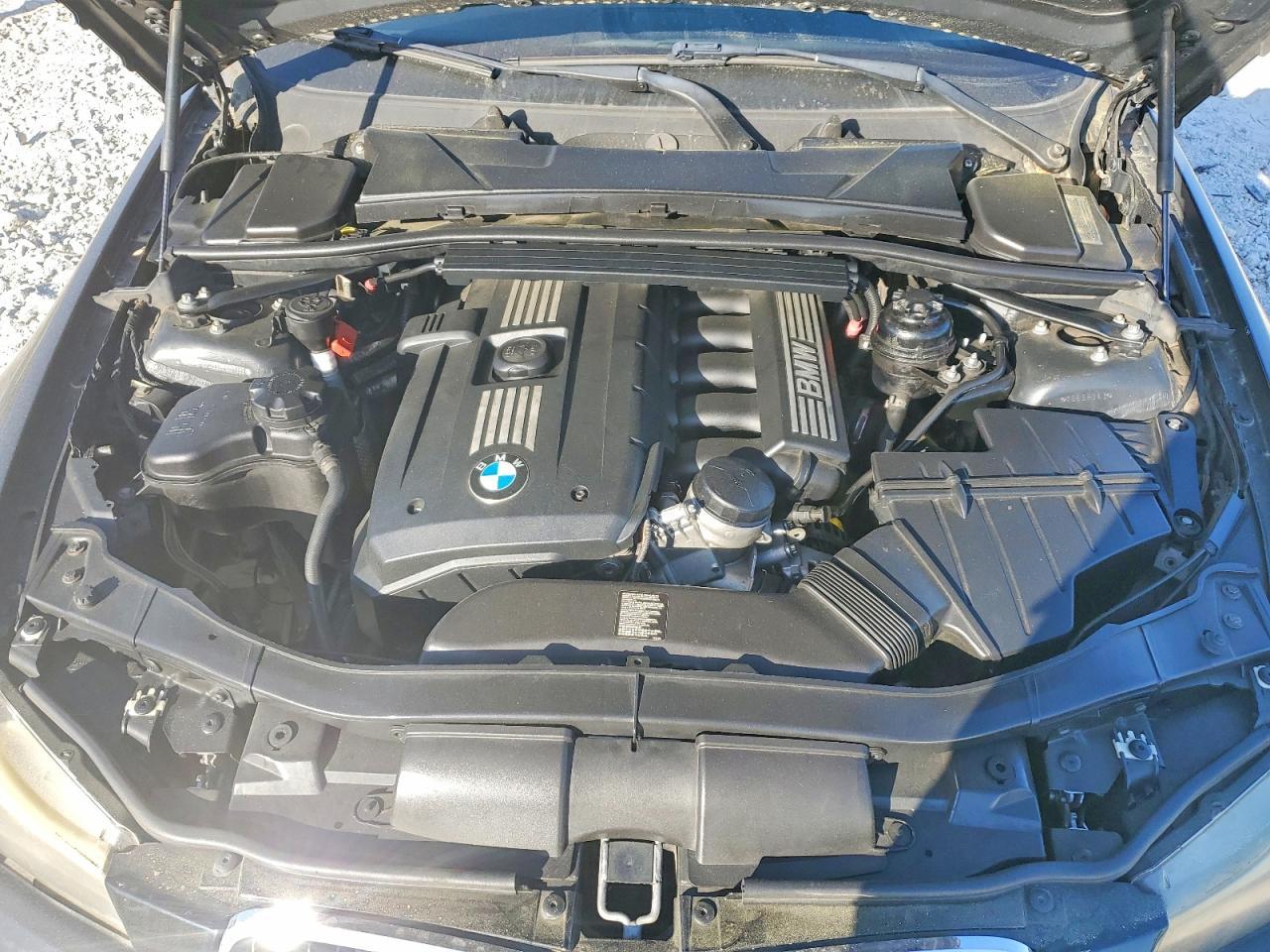 2011 BMW 3 SERIES