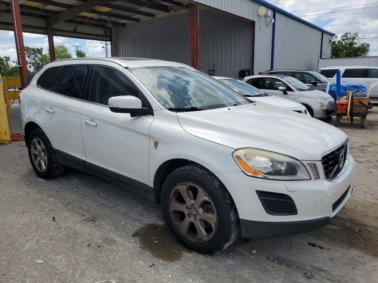 2013 VOLVO XC60