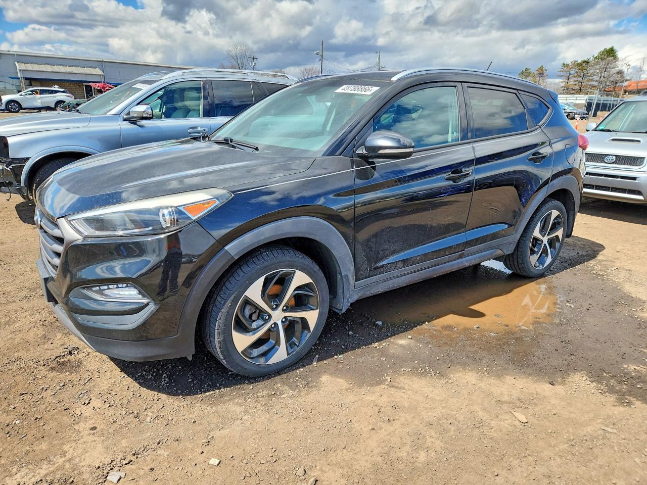 2016 HYUNDAI TUCSON