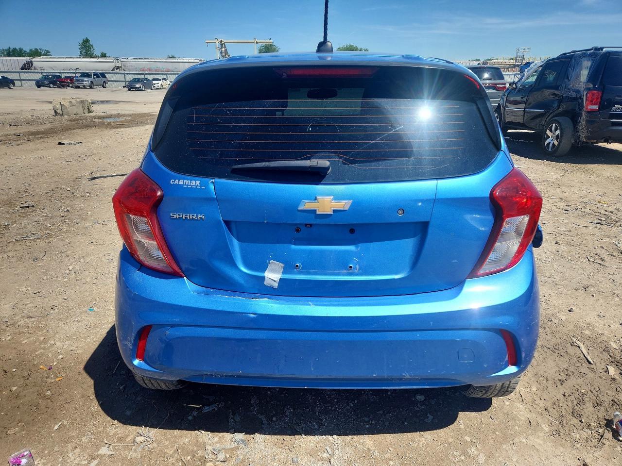 2017 CHEVROLET Spark