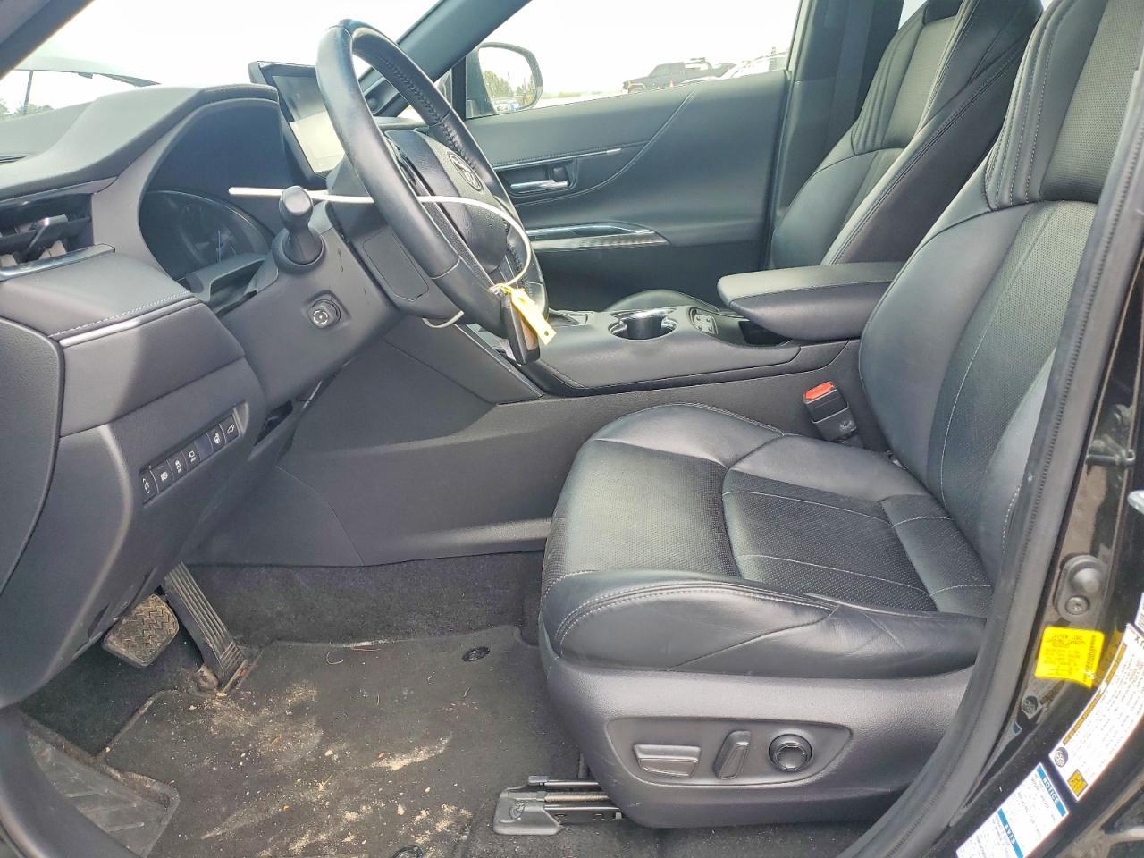 2021 TOYOTA VENZA