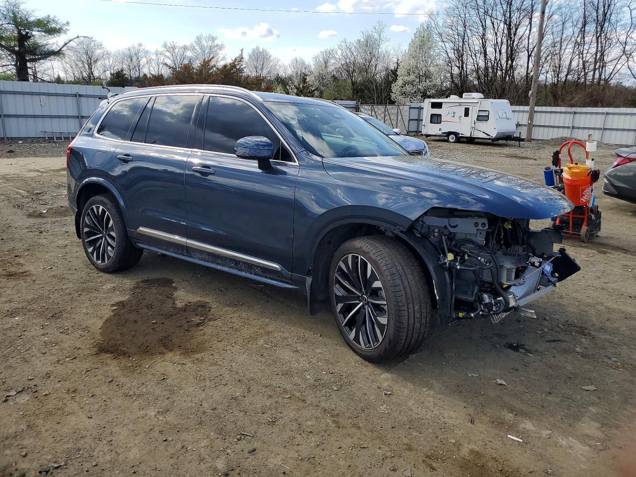 2025 VOLVO XC90
