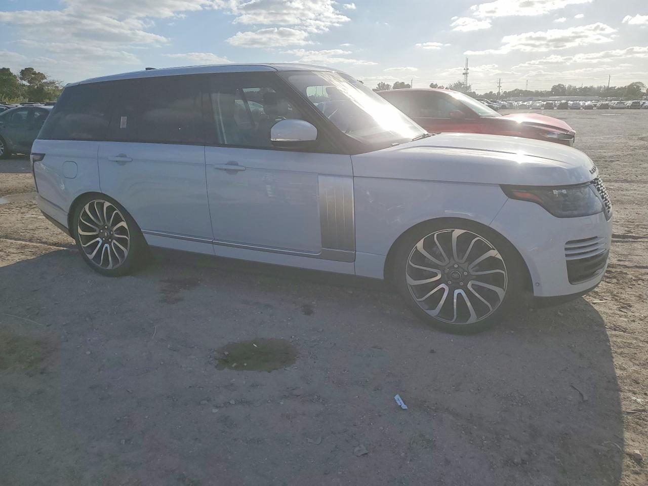 2019 LAND ROVER RANGE ROVER