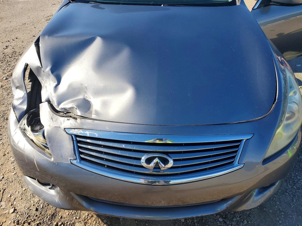 2011 INFINITI G37