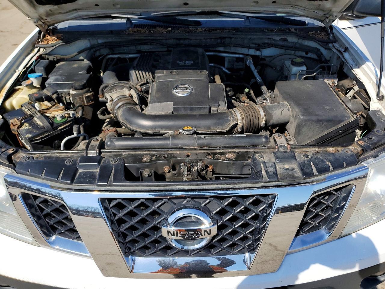 2012 NISSAN Frontier