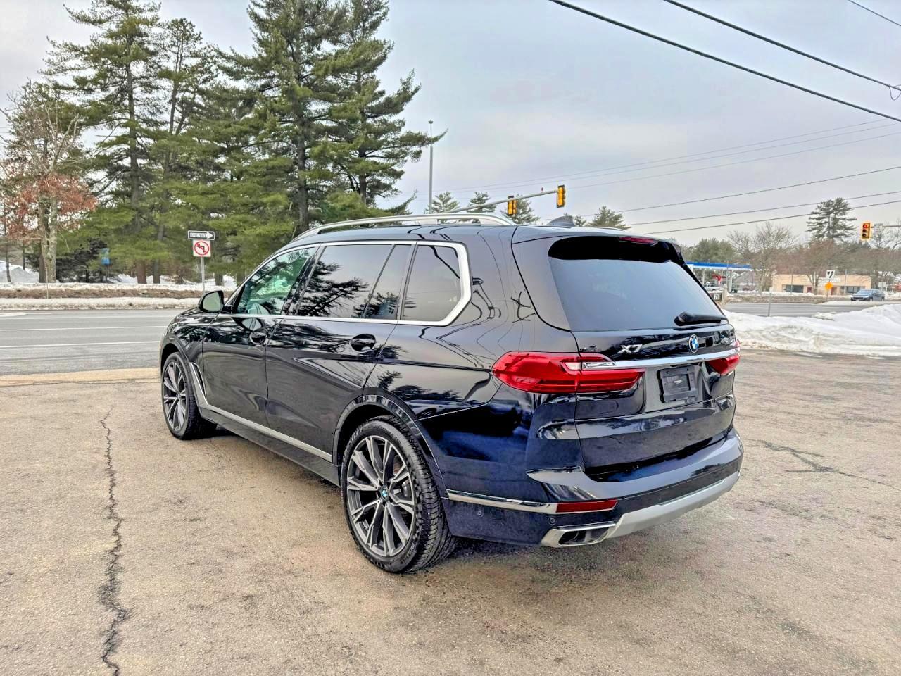 2020 BMW X7