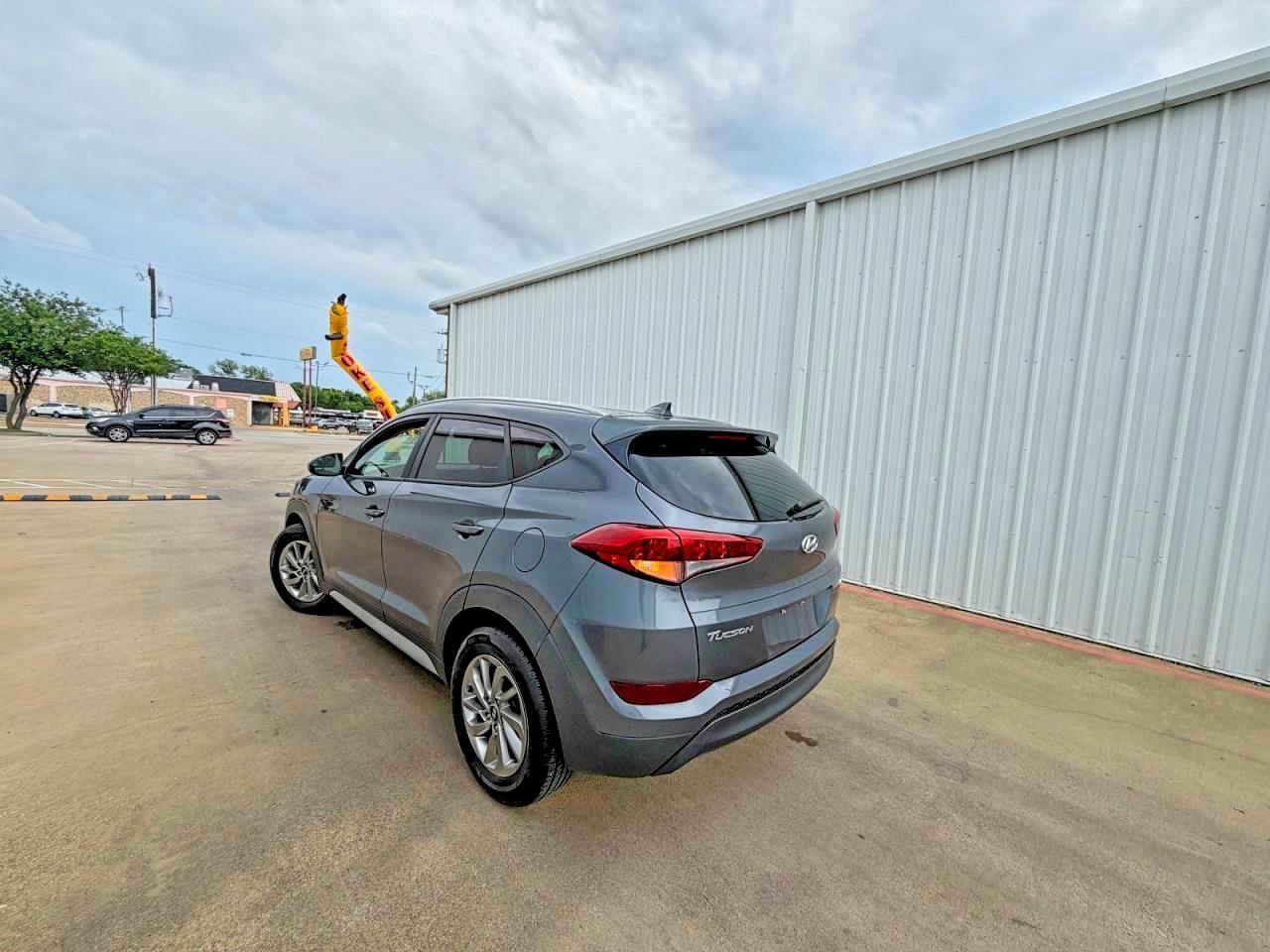 2018 HYUNDAI TUCSON
