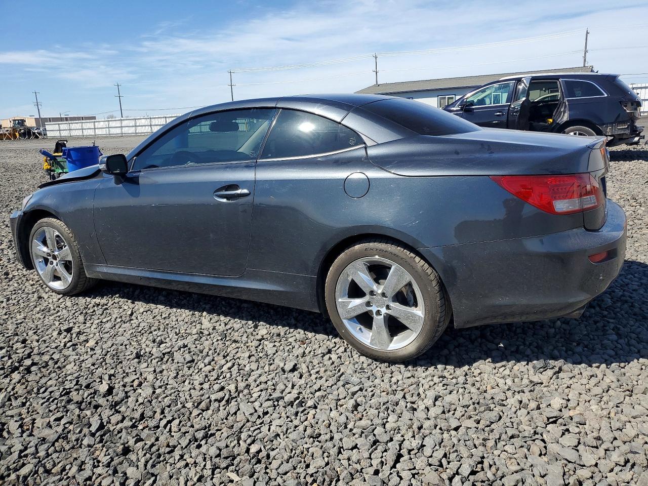 2011 LEXUS IS 250