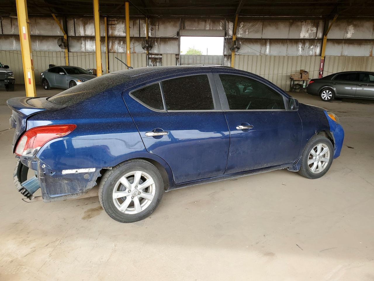 2014 NISSAN VERSA