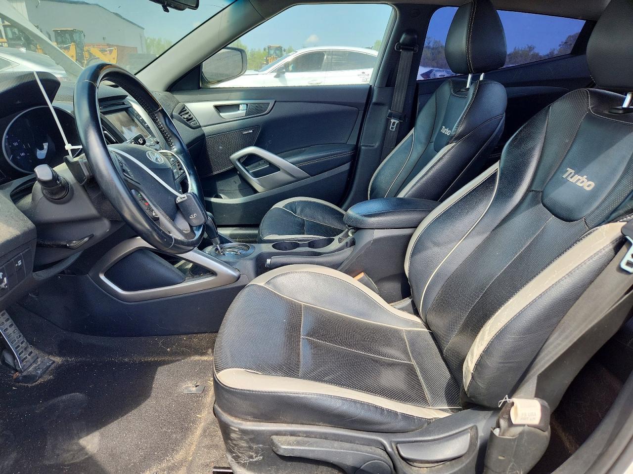 2015 HYUNDAI VELOSTER