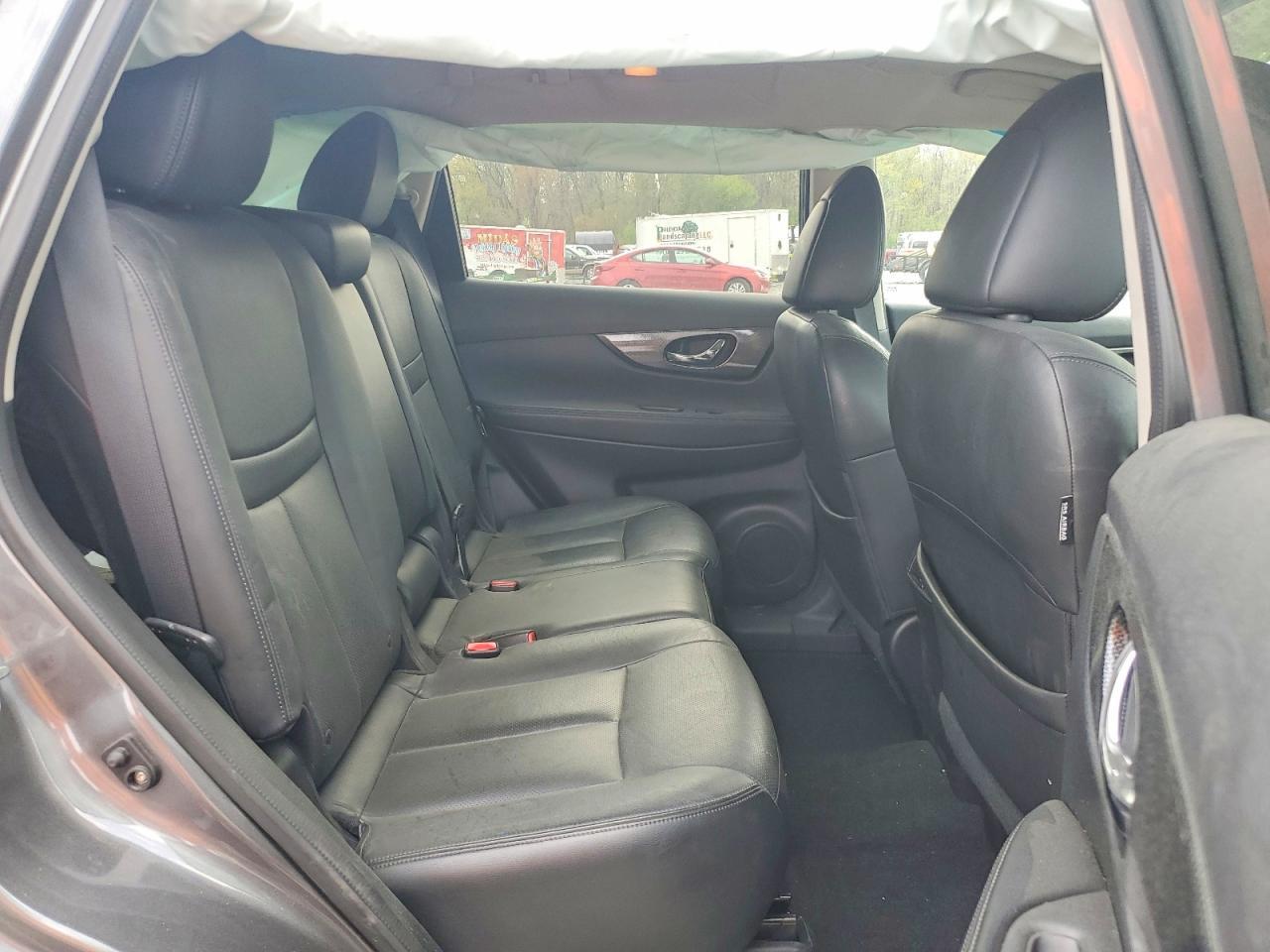 2014 NISSAN ROGUE