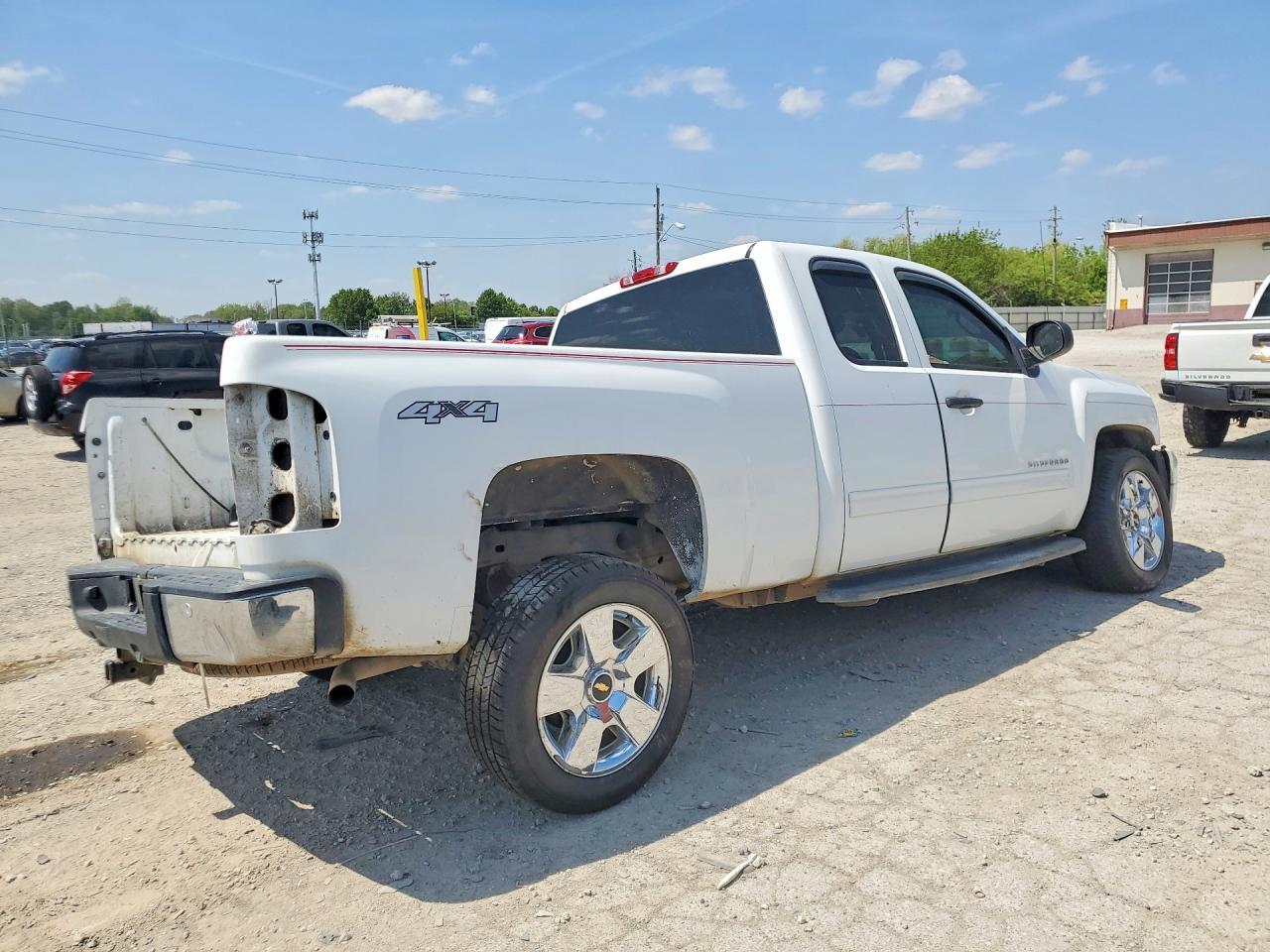 2011 CHEVROLET SILVERADO 1500