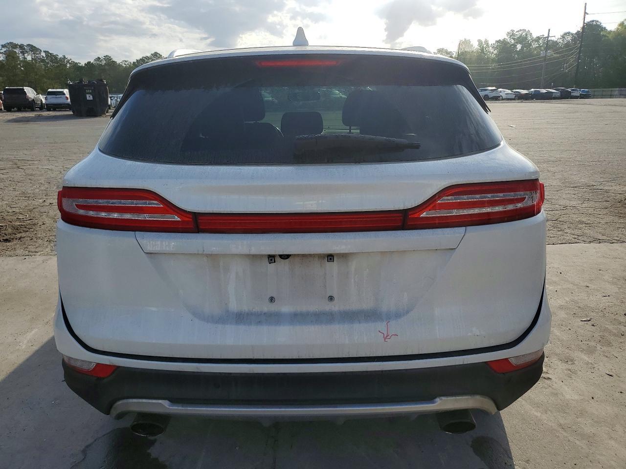 2016 LINCOLN MKC