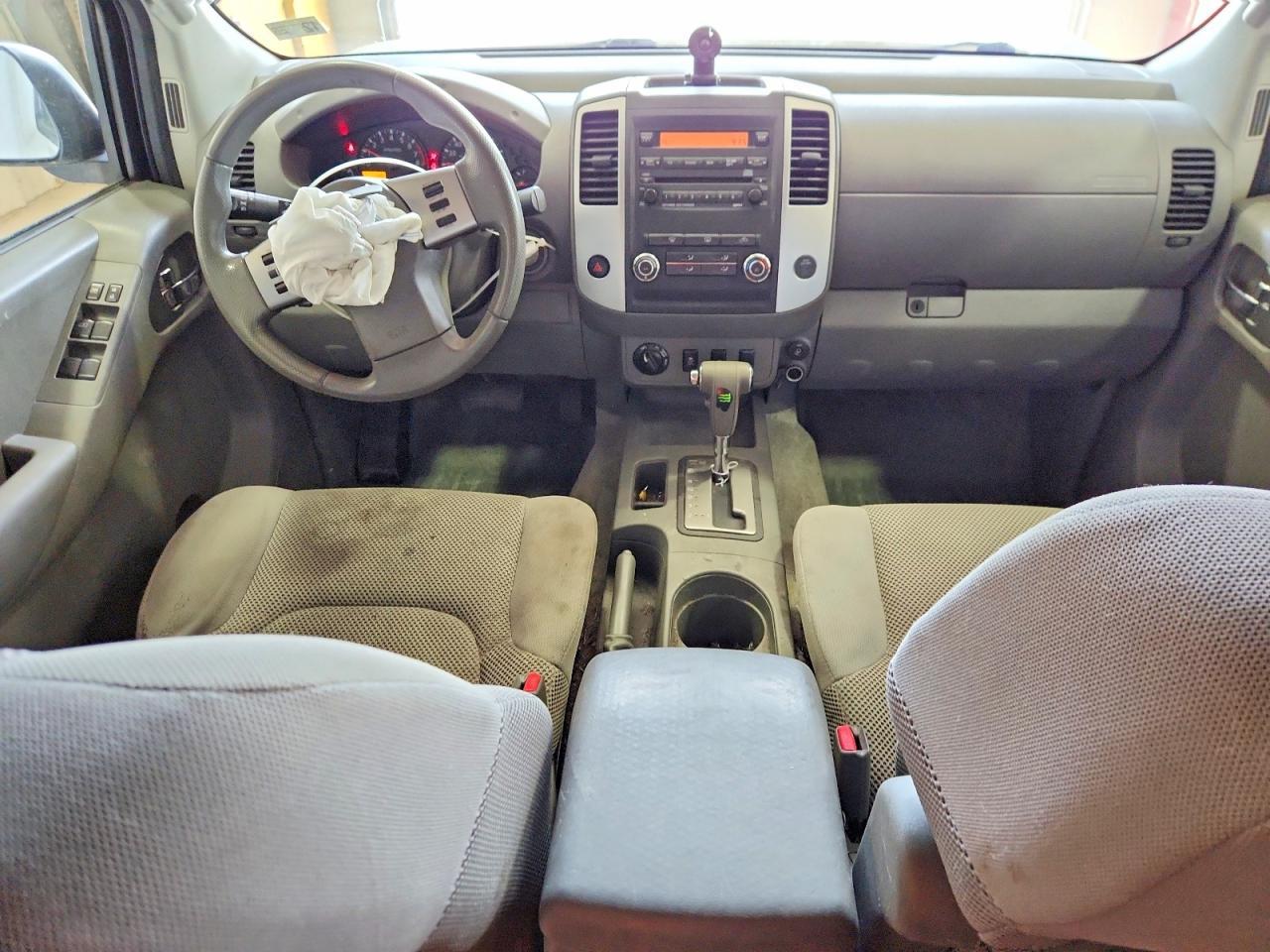 2012 NISSAN Frontier