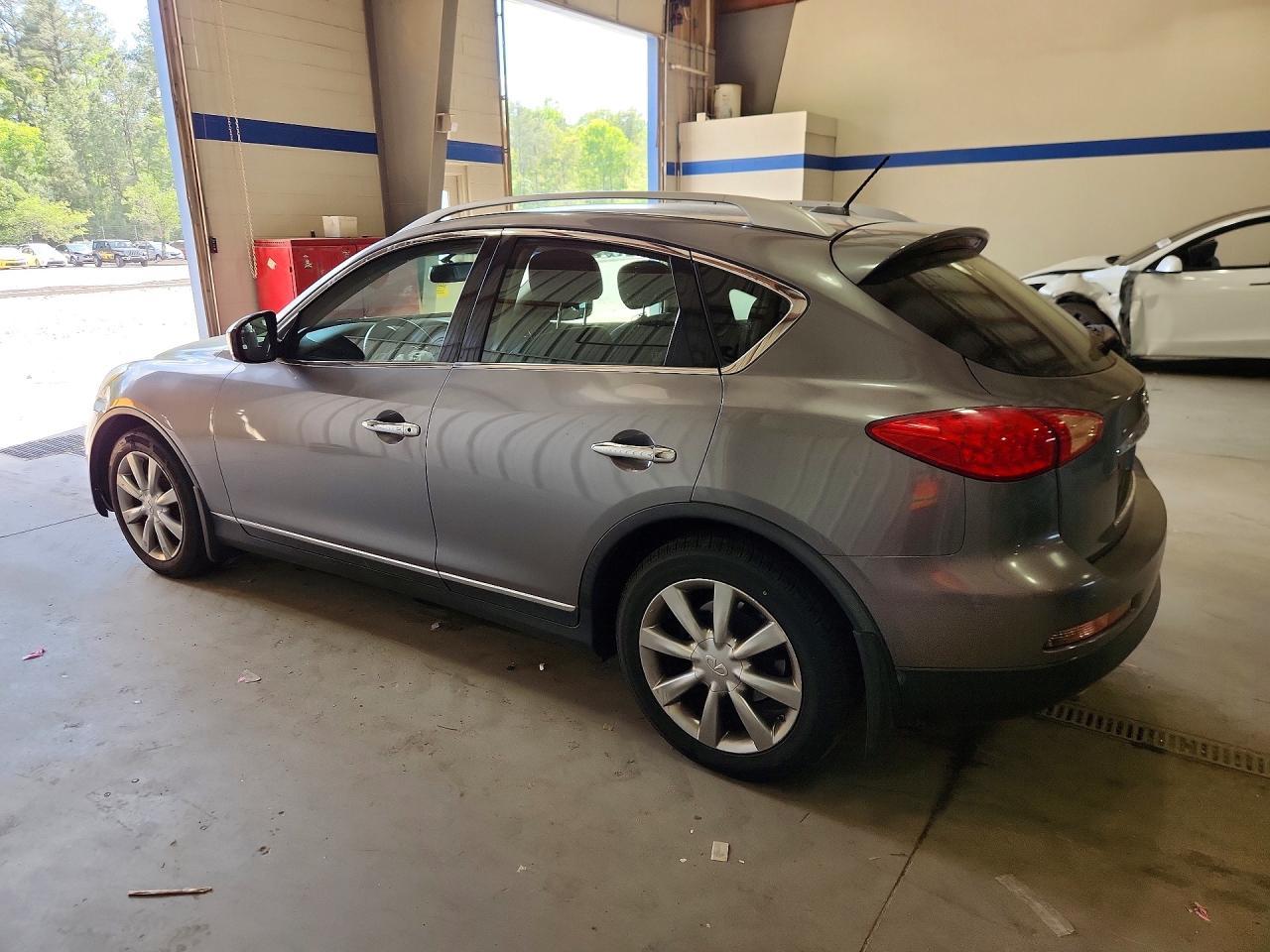 2013 INFINITI EX37