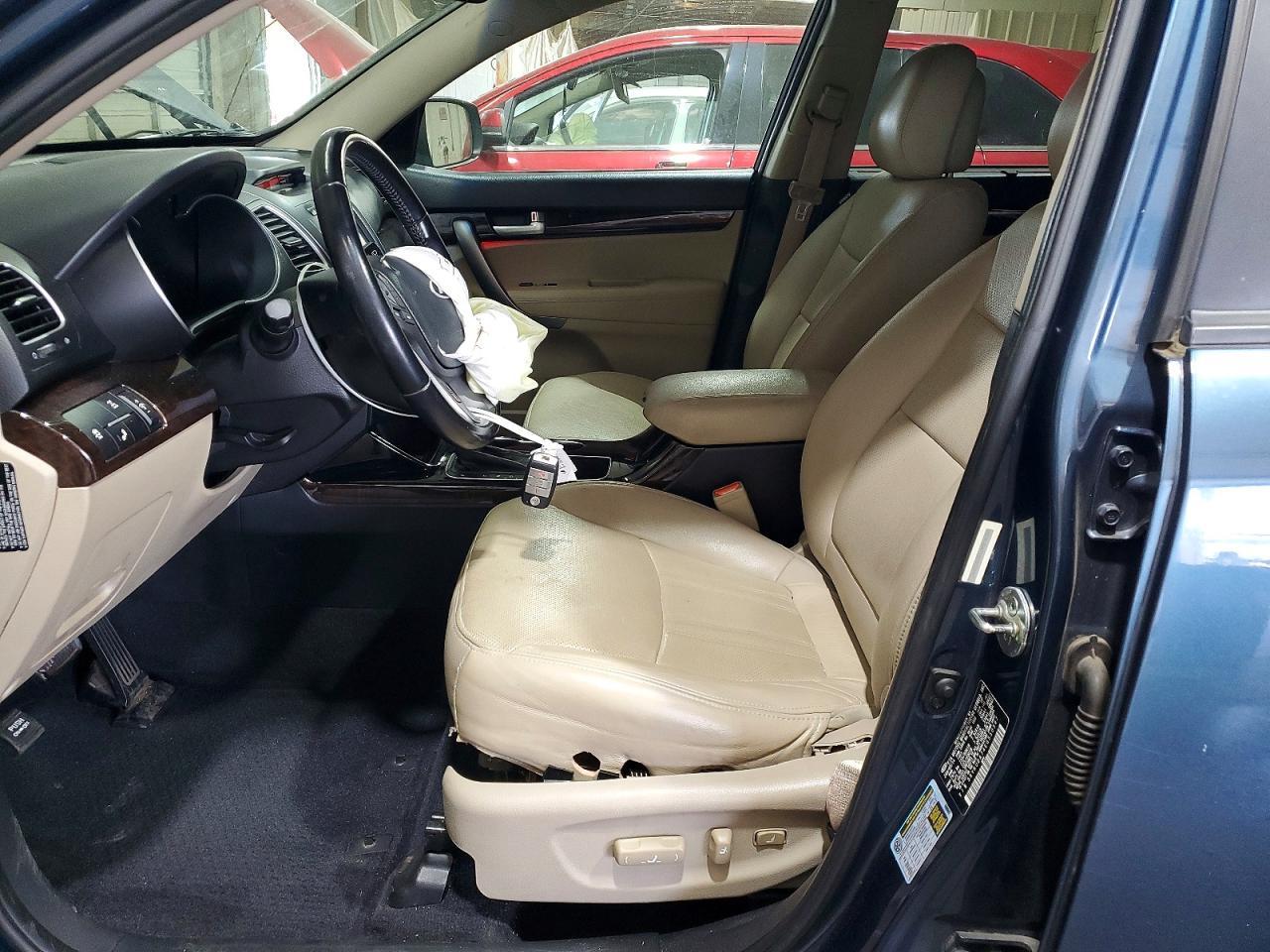 2014 KIA SORENTO