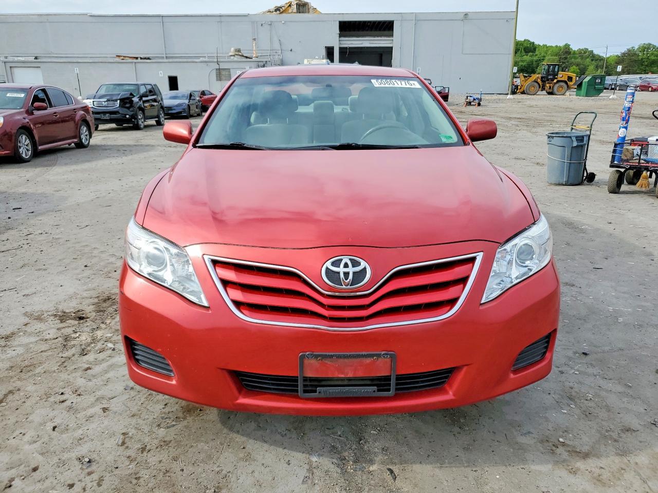 2011 TOYOTA CAMRY