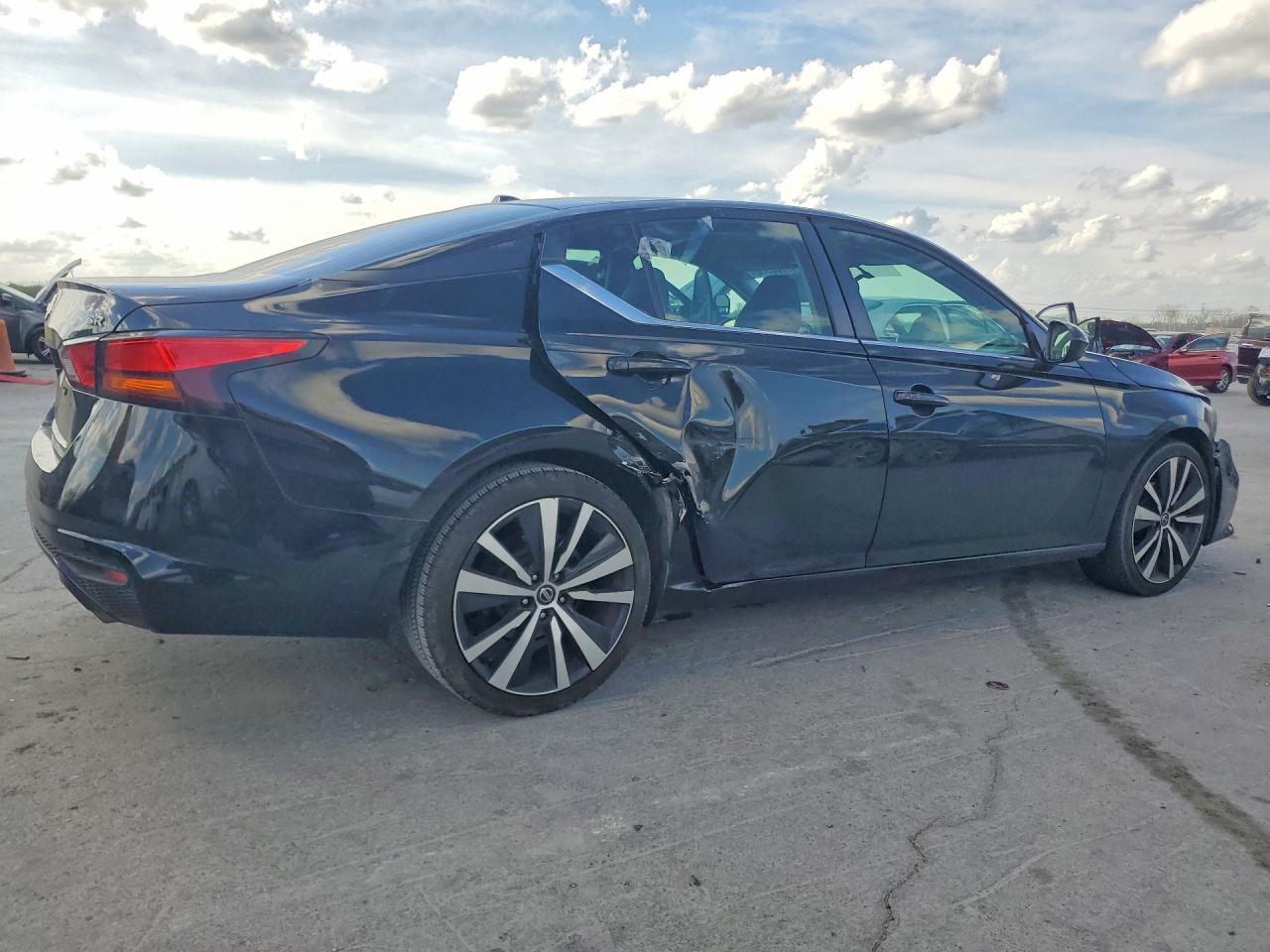 2019 NISSAN ALTIMA