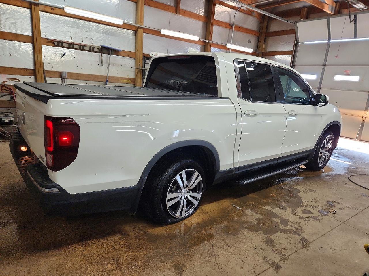2017 HONDA Ridgeline