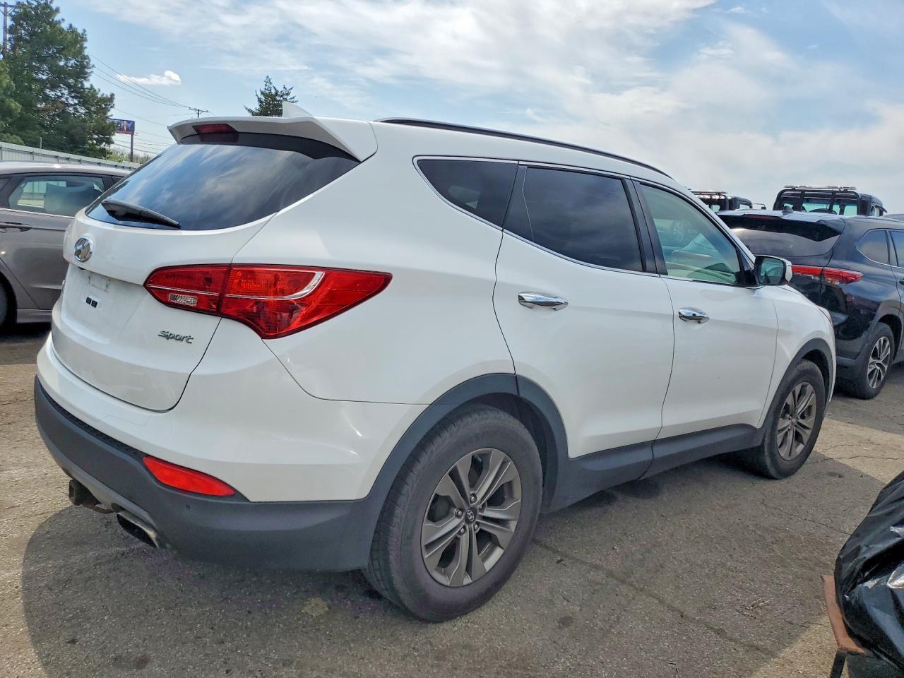 2016 HYUNDAI SANTA FE
