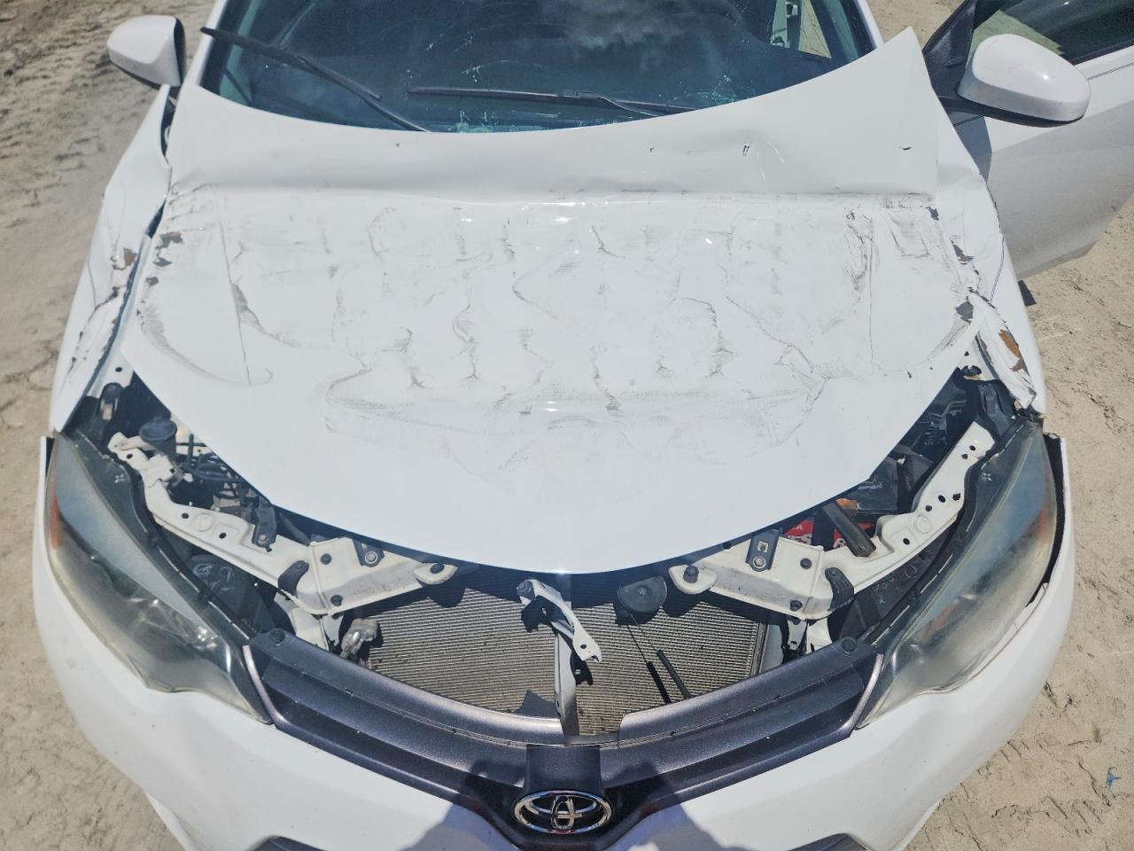2015 TOYOTA COROLLA