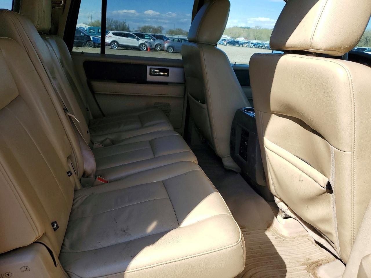 2013 FORD Expedition