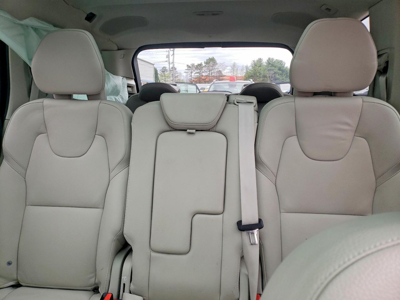 2024 VOLVO XC90