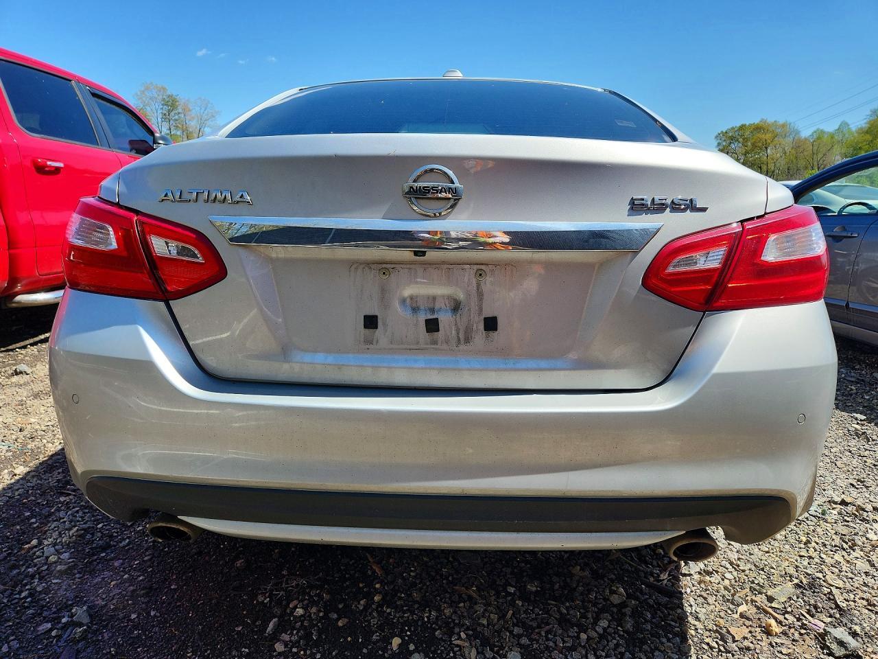 2017 NISSAN ALTIMA