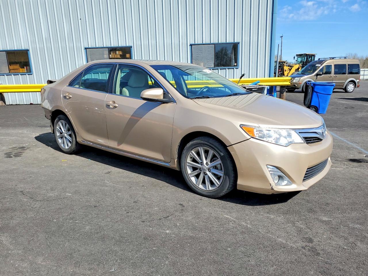 2012 TOYOTA CAMRY