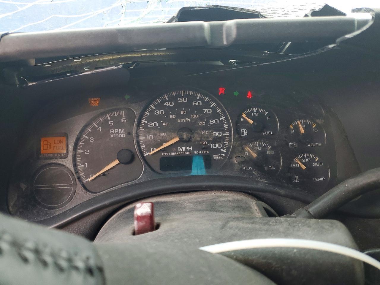 2002 CHEVROLET Tahoe