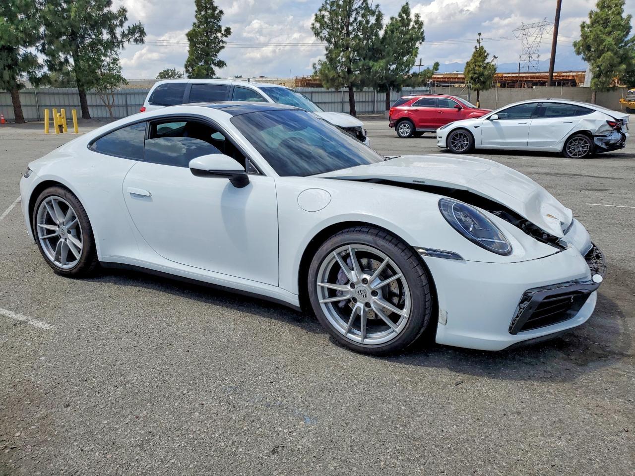 2020 PORSCHE 911