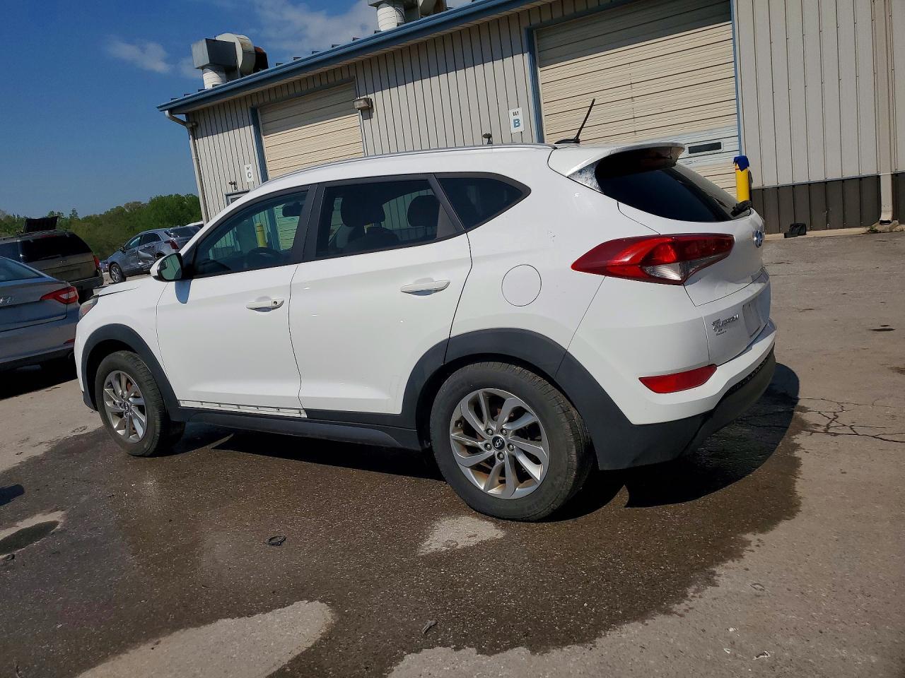 2016 HYUNDAI TUCSON
