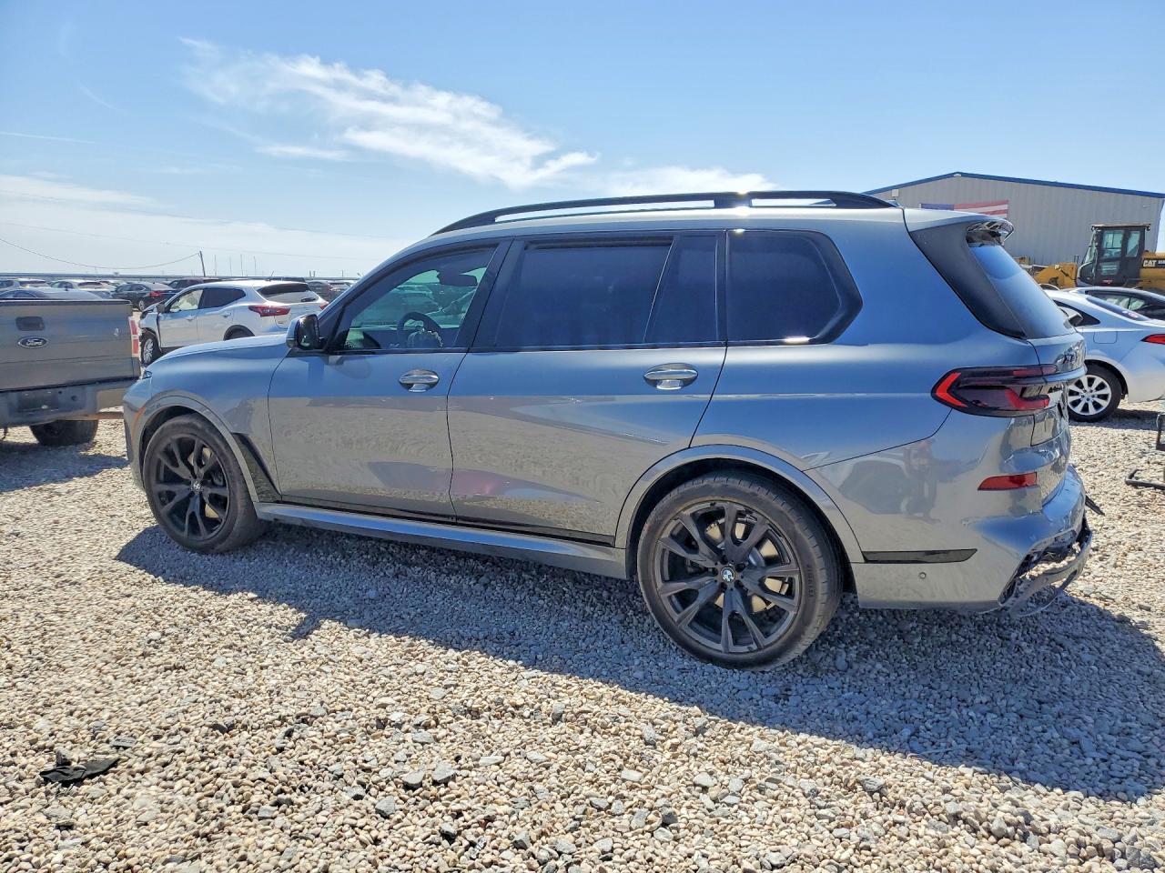 2026 BMW X7