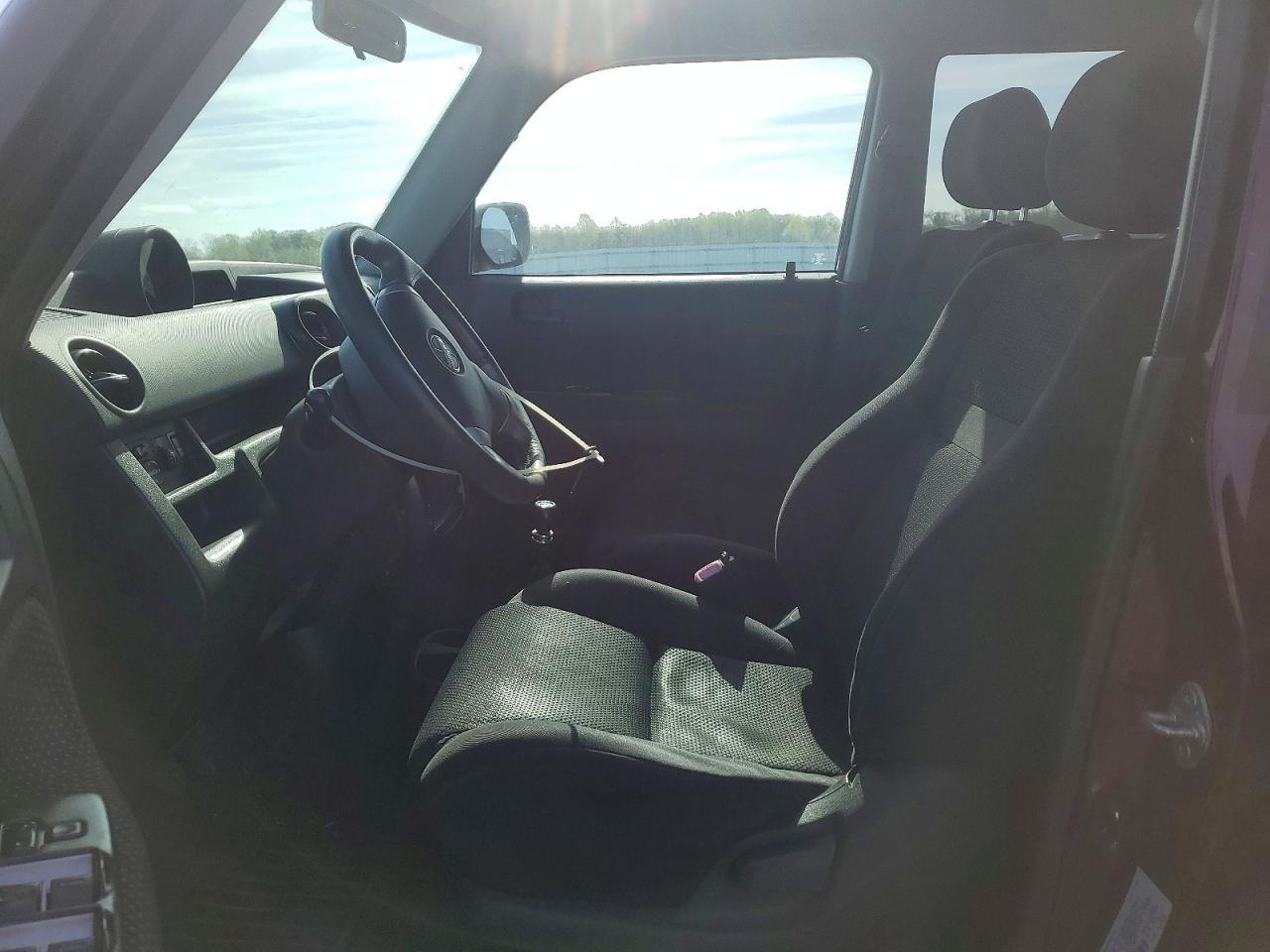 2004 SCION xB
