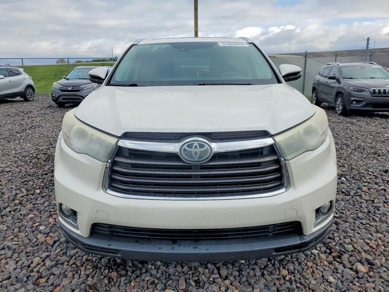 2016 TOYOTA HIGHLANDER