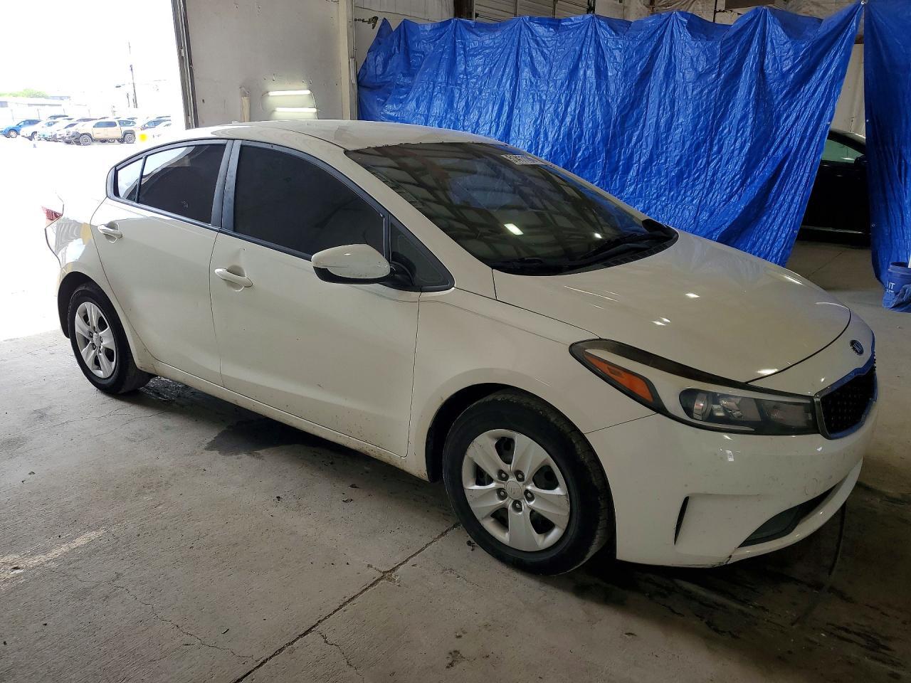 2017 KIA FORTE