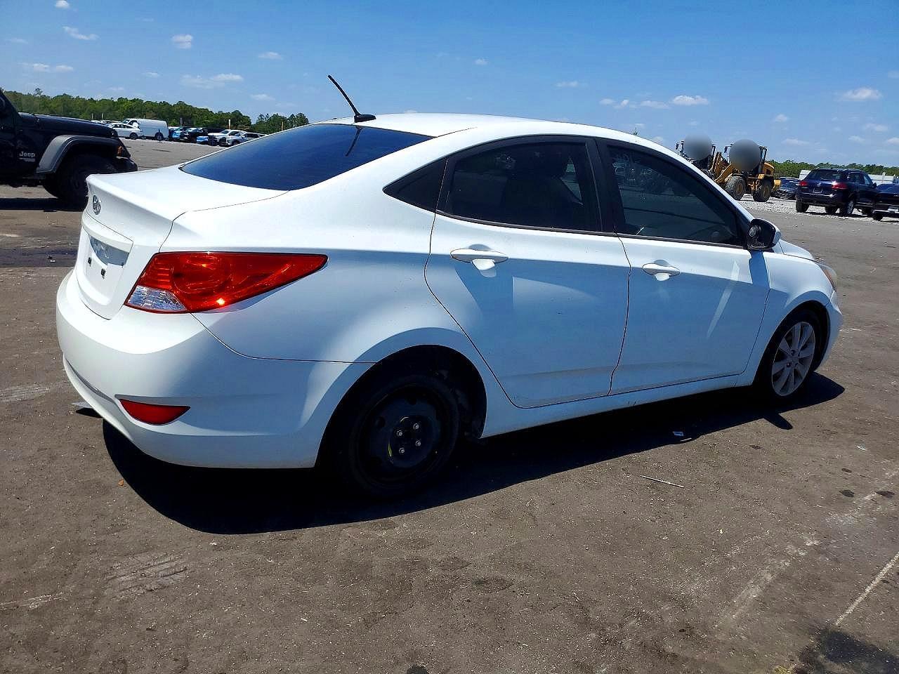 2013 HYUNDAI ACCENT