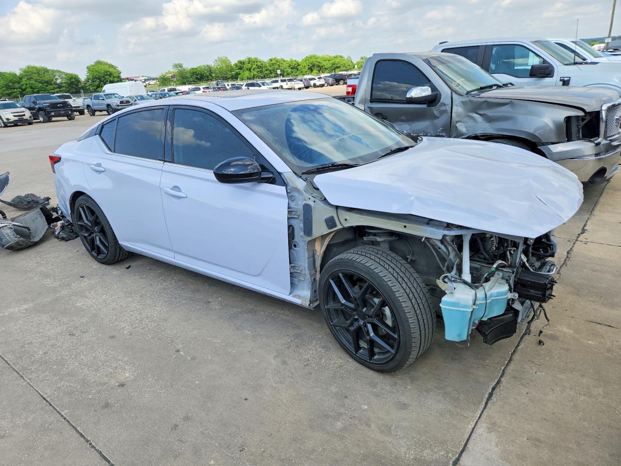 2024 NISSAN ALTIMA