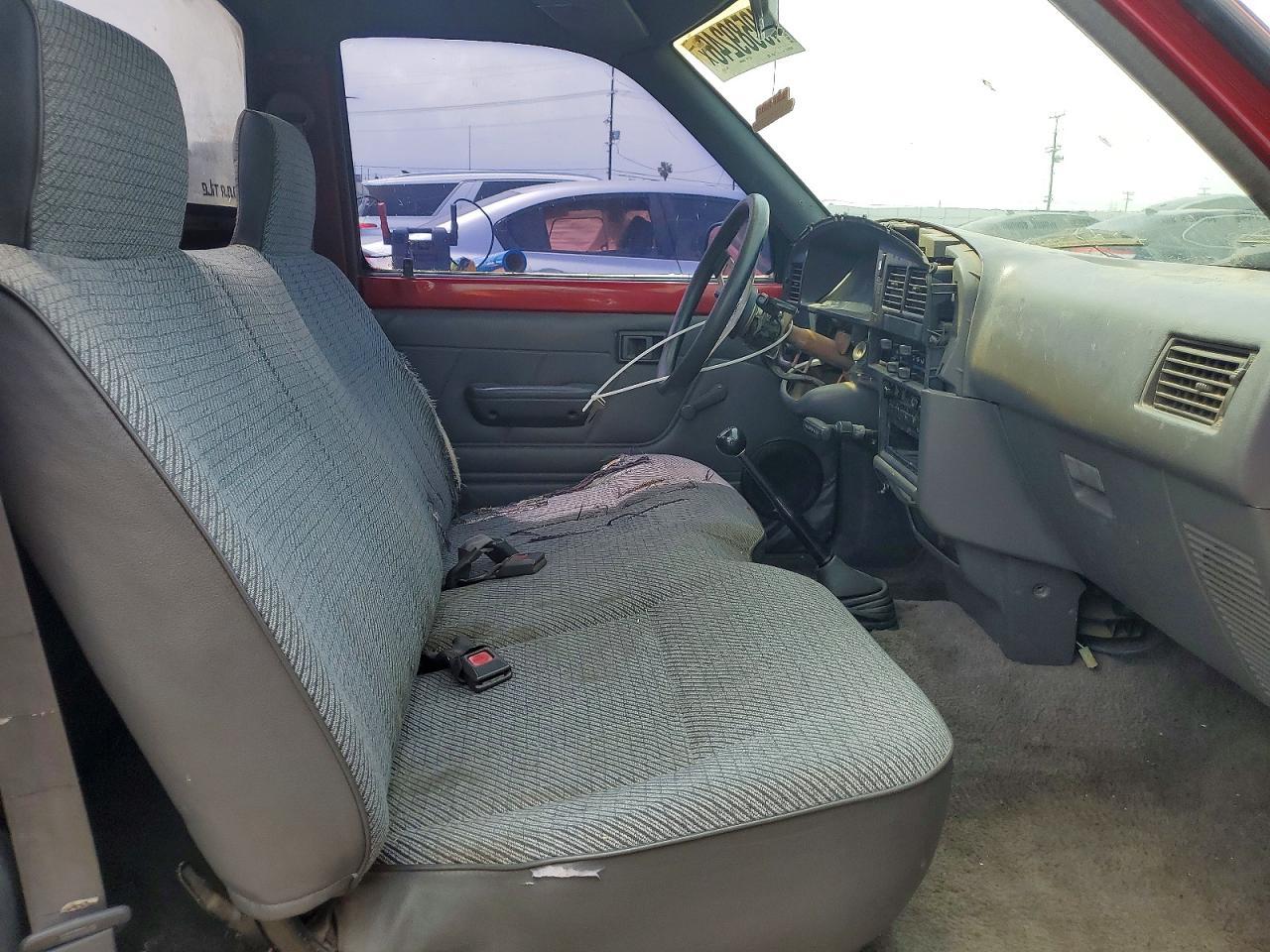 1995 TOYOTA Pickup