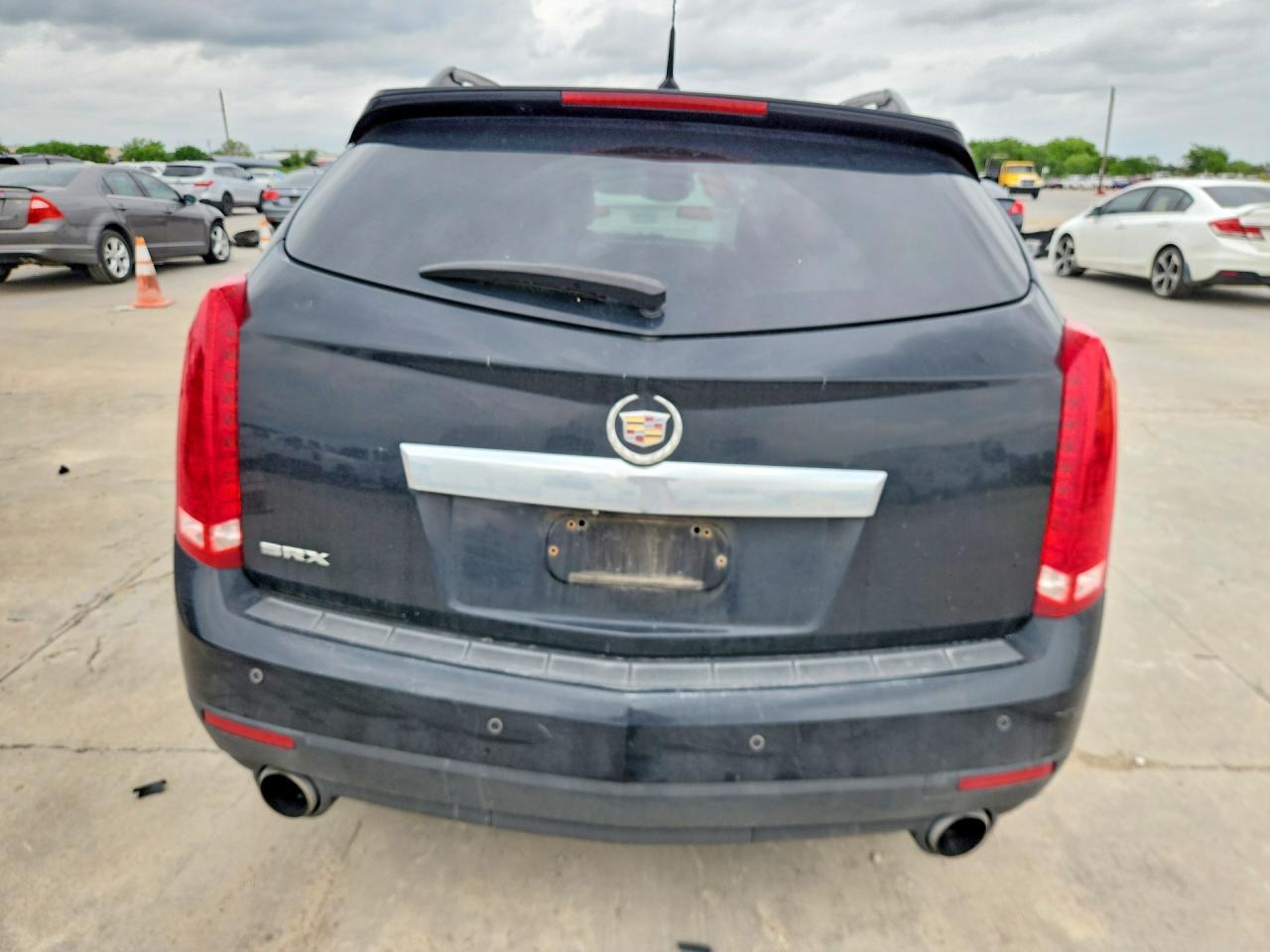 2010 CADILLAC SRX