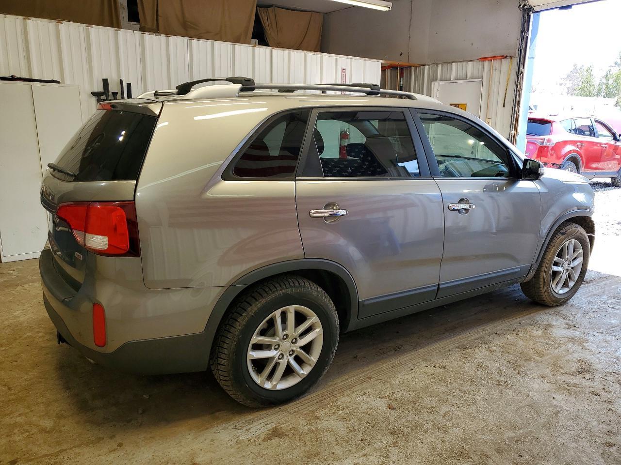 2014 KIA SORENTO